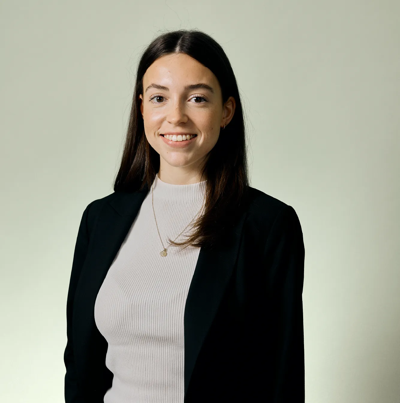 Georgia Vaughan, Analyst